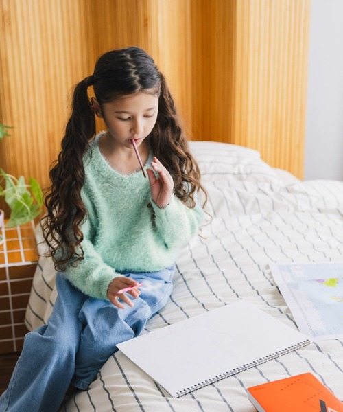 GLOBAL WORK（グローバルワーク）の「洗えるシャギーニット/606703（ニット/セーター・キッズ・レッド/イエロー/ミント/パープル/アイボリー/チャコールグレー/ブルー・130cm/140cm/150cm/160cm）」の22枚目の写真