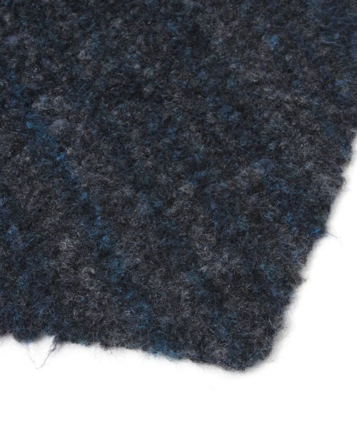 LEPSIM(レプシィム)の「三角ニットストール 606614(ストール/ショール・レディース・レッド/ブラウン/チャコールグレー・ONE SIZE)」の18枚目の写真