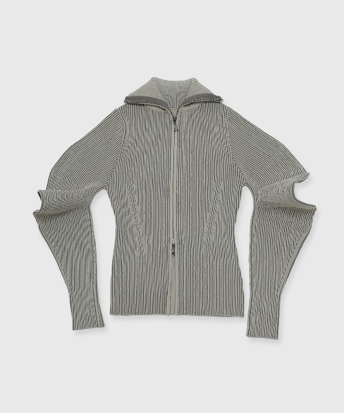 JOSE MOON(ジョゼムーン)の「ESCARGOT SLEEVE KNIT/エスカルゴスリーブニット(ニット/セーター・レディース・チャコールグレー/アイボリー/モカ・FREE)」の9枚目の写真