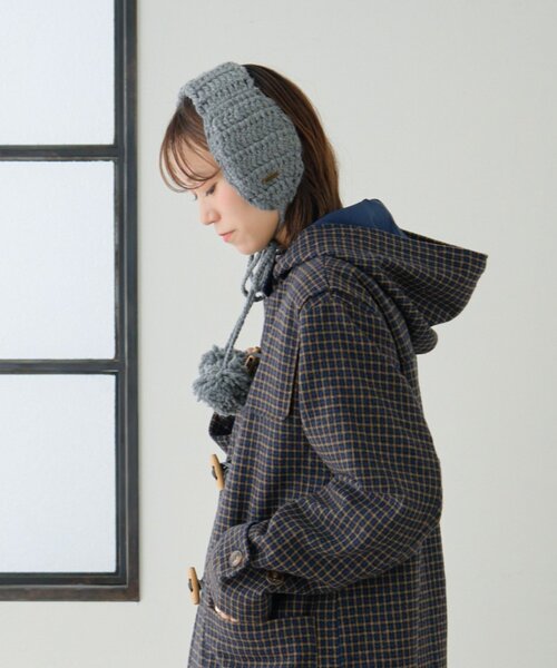GEVACO（ゲバコ）の「【GEVACO】ボンボン付きイヤーマフラー（ハット・レディース・ホワイト/レッド/グレー・ONE SIZE）」の9枚目の写真