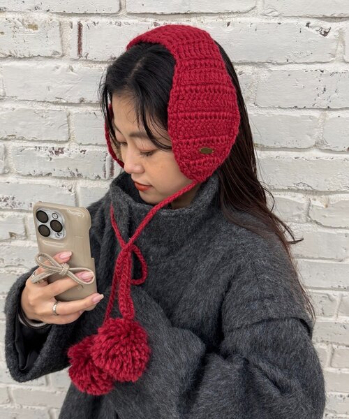 GEVACO（ゲバコ）の「【GEVACO】ボンボン付きイヤーマフラー（ハット・レディース・ホワイト/レッド/グレー・ONE SIZE）」の11枚目の写真