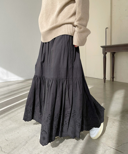 Spick & Span（スピックアンドスパン）の「《追加2》エンブロイダリーレーススカート（スカート・レディース・ブラック/ホワイト・36/38）」の3枚目の写真