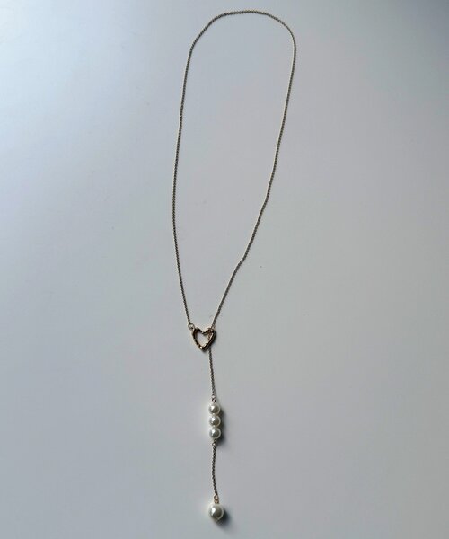 Chez toi（シェトワ）の「ハートとパールロングネックレス（ネックレス・レディース・シルバー/ゴールド・FREE）」の7枚目の写真