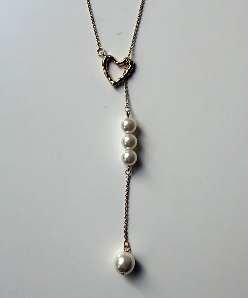 Chez toi（シェトワ）の「ハートとパールロングネックレス（ネックレス・レディース・シルバー/ゴールド・FREE）」の8枚目の写真