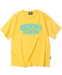 SHINING SENSE VARSITY LOGO Tシャツ - イエロー