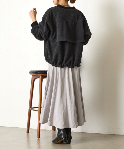 Jena espace merveilleux(ジェナ エスパスメルヴェイユ)の「【あったか/上品】バックラッフルジャケット(ノーカラージャケット・レディース・ベージュ/チャコールグレー・FREE)」の6枚目の写真