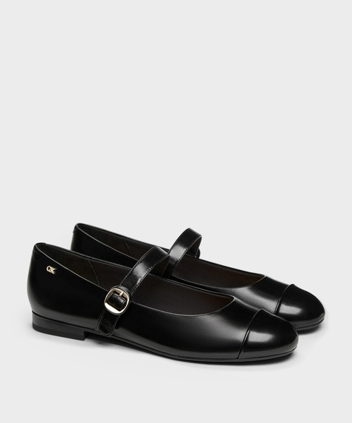 CHARLES & KEITH(チャールズ & キース)の「レザーキャップトゥ メリージェーン(パンプス・レディース・ブラック/オートミール・22.5cm/23cm/23.5cm/24.5cm/25cm)」の3枚目の写真