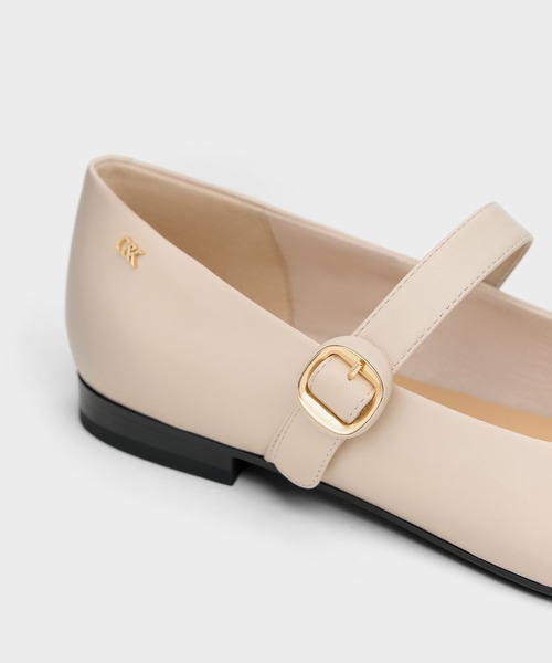 CHARLES & KEITH(チャールズ & キース)の「レザーキャップトゥ メリージェーン(パンプス・レディース・ブラック/オートミール・22.5cm/23cm/23.5cm/24.5cm/25cm)」の10枚目の写真