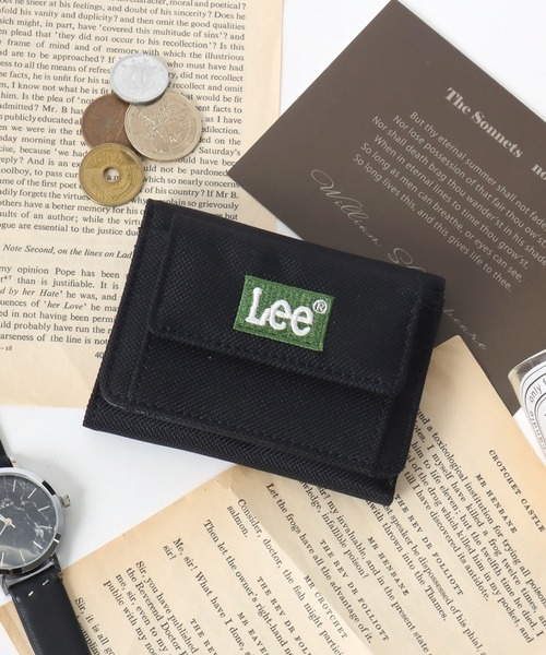 Lee(リー)の「Lee(リー)ブランドロゴBOXロゴ刺繍三つ折り財布/ミニ財布(財布・メンズ・グリーン/ブラック/ブルー/レッド・FREE)」の1枚目の写真