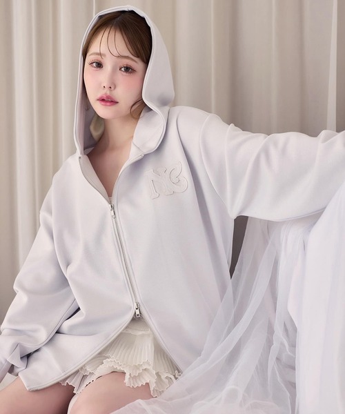 one after another NICE CLAUP（ワンアフターアナザーナイスクラップ）の「ゆるたぽシルエット/オーバーサイズグリッターパーカー（パーカー・レディース・オフホワイト/杢グレー/サックスブルー/ピンク/ネイビー/ブラック・FREE）」の6枚目の写真