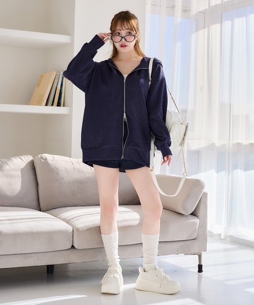 one after another NICE CLAUP（ワンアフターアナザーナイスクラップ）の「ゆるたぽシルエット/オーバーサイズグリッターパーカー（パーカー・レディース・オフホワイト/杢グレー/サックスブルー/ピンク/ネイビー/ブラック・FREE）」の13枚目の写真