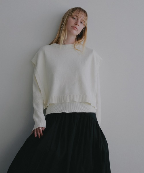 MANOF(マノフ)の「RIB FLAP KNIT TOPS(ニット/セーター・レディース・アイボリー/ブラック・F)」の5枚目の写真