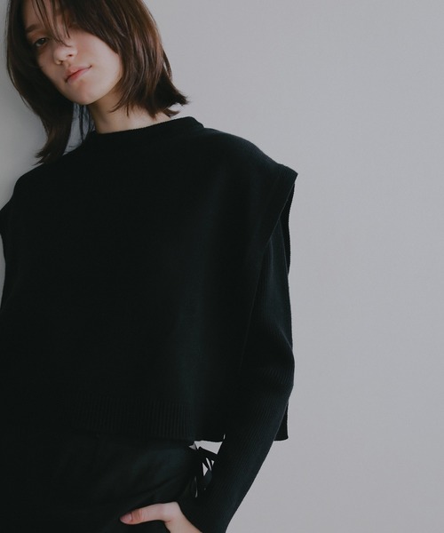 MANOF(マノフ)の「RIB FLAP KNIT TOPS(ニット/セーター・レディース・アイボリー/ブラック・F)」の14枚目の写真