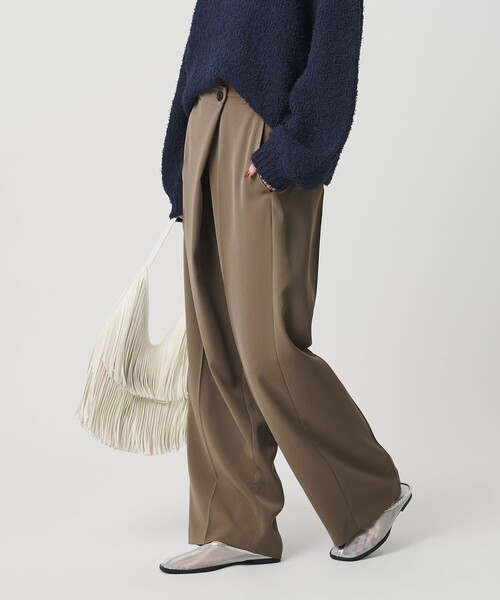 BEAUTY&YOUTH UNITED ARROWS(ビューティーアンドユースユナイテッドアローズ)の「【WEB限定 Wardrobe DAILY MINIMAL】ダブルクロス ラップパンツ ウォッシャブル(その他パンツ・レディース・ブラウン/ネイビー/ブラック・XS/S/M/L)」の3枚目の写真