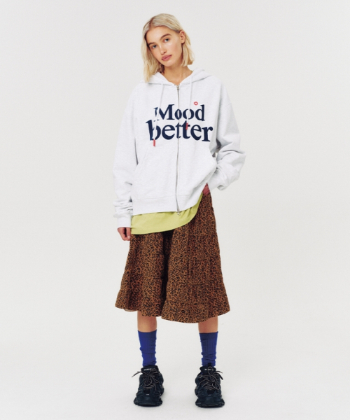 MOODBETTER(ムード ベター)の「MOOD HOODED ZIP UP WHITE MELANGE(パーカー・レディース・その他・FREE)」の2枚目の写真
