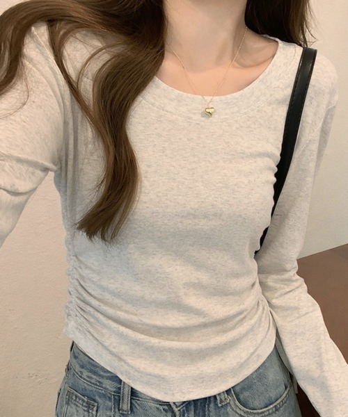 NANEA(ナネア)の「ウエストギャザーロングTシャツ(Tシャツ/カットソー・レディース・ブラック/ライトグレー/ホワイト・MEDIUM/LARGE/SMALL)」の1枚目の写真