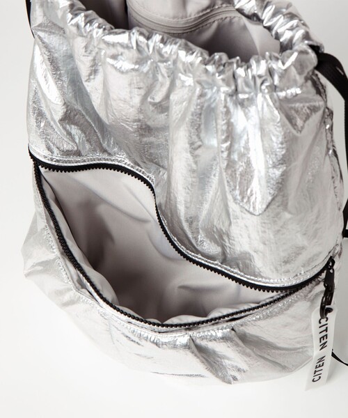 CITEN（シテン）の「＜CITEN＞ジップポケットナップサック（バックパック/リュック・レディース・ロイヤルブルー/ブラック/シルバー・FREE）」の12枚目の写真