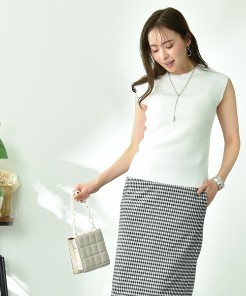 INTERPLANET(インタープラネット)の「【マシーンウォッシャブル・UV・接触冷感】フレンチスリーブプルオーバー(ニット/セーター・レディース・オフホワイト/ブラック/レッド/ブルー・FREE)」の15枚目の写真