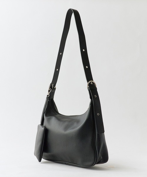 AO2（アオズ）の「Basic Shoulder Bag with Mini Pouch, Faux / ミニポーチ付き フェイクレザー ベーシックショルダーバッグ 秋 秋服 2026年秋冬（ショルダーバッグ・レディース・ブラック/ホワイト/ブラウン/ベージュ・FREE）」の20枚目の写真