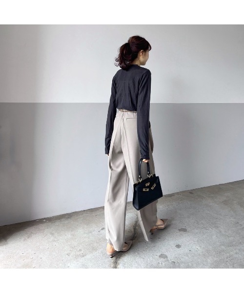 Flugge（フラッジー）の「ポインテッドトゥミュール（その他シューズ・レディース・ブラック/ベージュ・23.5cm/24.5cm）」の11枚目の写真