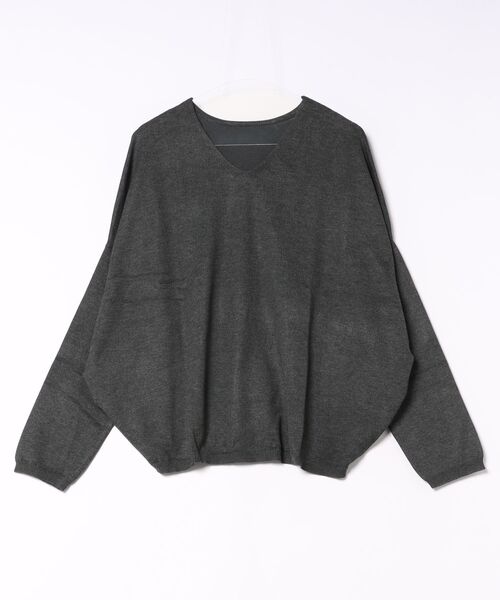 antiqua(アンティカ)の「長袖 無地 クルーネック マシュマロタッチ ニット(ニット/セーター・レディース・ブラック/ベージュ系その他/グレー系その他/ホワイト系その他/レッド/グリーン系その他/ネイビー系/ブルー系その他/ホワイト系その他2/ネイビー系2/ブラウン系その他/ピンク/ブラック系その他/レッド系その他2/グリーン系その他2/ブラウン系その他2/ベージュ系その他3/ブルー系その他2/グリーン系その他4/グリーン系その他3/ブルー系その他3/ブラック系その他2/ピンク系その他2/ピンク系その他/グレー系その他2/ブラウン系その他3/ベージュ系その他2/ホワイト系その他3/グレー系その他3/レッド系その他/グレー系その他4/ネイビー系1・M/L/XL/ONESIZE)」の10枚目の写真