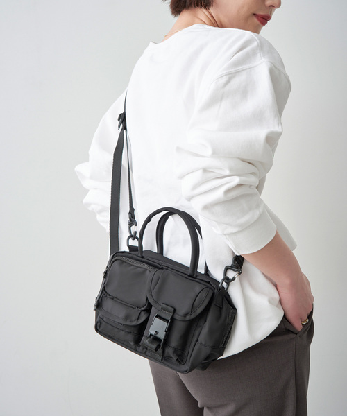 Spick & Span(スピックアンドスパン)の「BAICYCLON/バイシクロン MULTI POCKET 2WAY BAG(ショルダーバッグ・レディース・ブラック・FREE)」の4枚目の写真