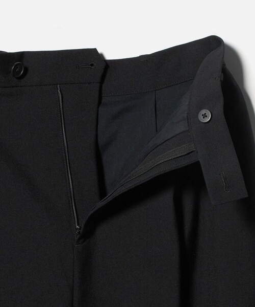 BEAUTY&YOUTH UNITED ARROWS（ビューティーアンドユースユナイテッドアローズ）の「ポリエステルブレンド タックスカート（スカート・レディース・ブラック/ベージュ・M/S/XS）」の22枚目の写真