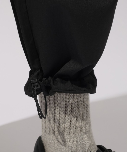 niko and...（ニコアンド）の「【Dickies(ディッキーズ)】別注LIGHT TC TWILL EASY PANTS（その他パンツ・メンズ・ネイビー/ベージュ/チャコール/ブラック・MEDIUM/LARGE）」の5枚目の写真