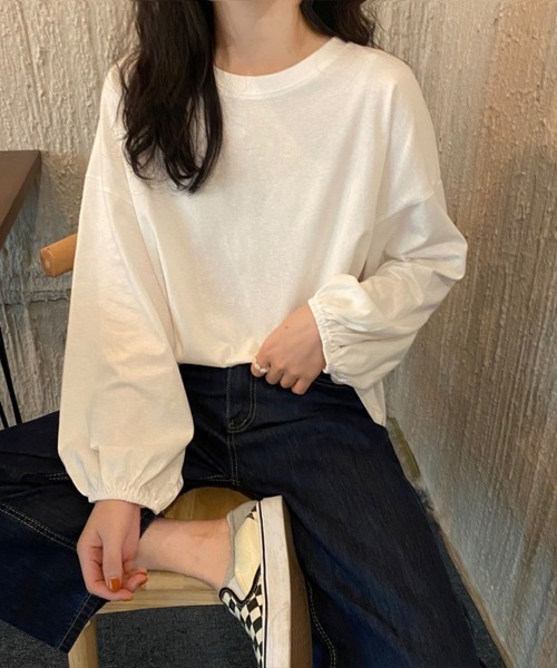 Flugge(フラッジー)の「袖ギャザーロングスリーブカットソー(Tシャツ/カットソー・レディース・パープル/ブルー/ブラック/イエロー/ホワイト・FREE)」の1枚目の写真