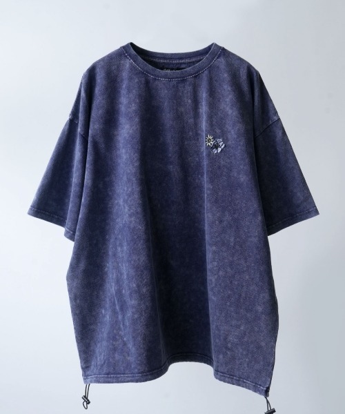 NOIZY（ノイジー）の「various logo designs T-shirt / デザインパッチ バックプリント刺繍 半袖 Tシャツ ピグメントTシャツ（Tシャツ/カットソー・メンズ・ホワイト/ネイビー/ブラック・MEDIUM/LARGE）」の8枚目の写真