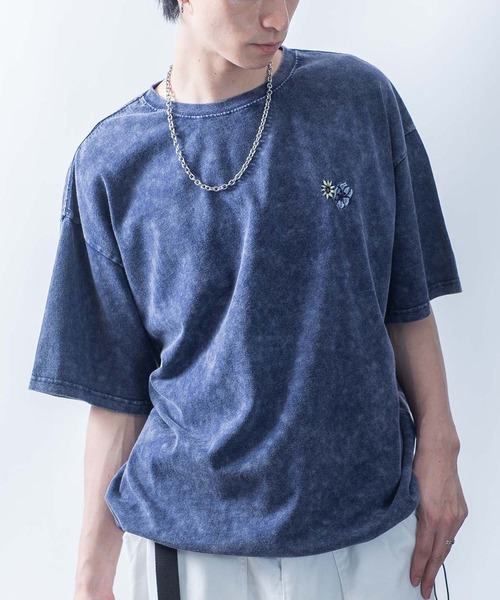 NOIZY（ノイジー）の「various logo designs T-shirt / デザインパッチ バックプリント刺繍 半袖 Tシャツ ピグメントTシャツ（Tシャツ/カットソー・メンズ・ホワイト/ネイビー/ブラック・MEDIUM/LARGE）」の18枚目の写真