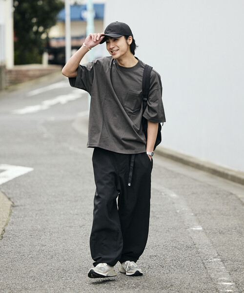 FREAK'S STORE（フリークスストア）の「限定展開 AiRide/エアライド ワイドシルエット ポケッタブル クライミングパンツ/吸水速乾/UVカット（その他パンツ・メンズ・チャコールグレー/ブラック/ネイビー/ベージュ/ブラウン・SMALL/LARGE/MEDIUM）」の18枚目の写真