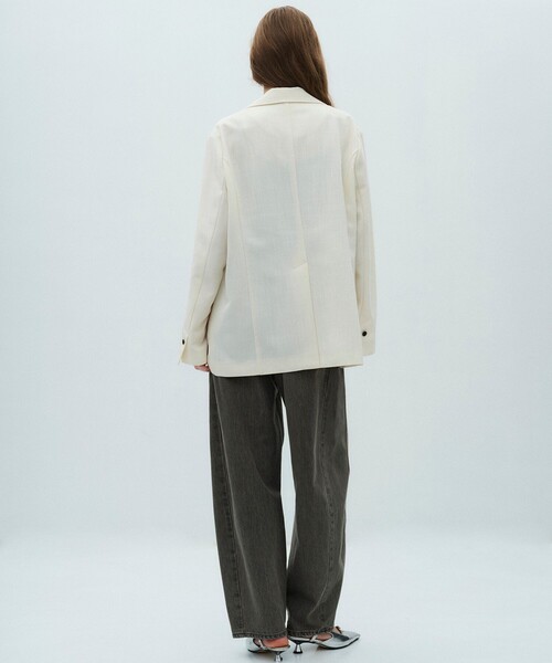 PUBLIC TOKYO(パブリックトウキョウ)の「【2026春新作】レイヤードボクシージャケット(テーラードジャケット・レディース・ベージュ/ホワイト・1/2)」の15枚目の写真