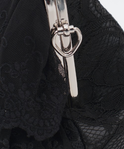 axes femme(アクシーズファム)の「レースフリルがま口バッグ(ボストンバッグ・レディース・ブラック/キナリ・FREE)」の21枚目の写真