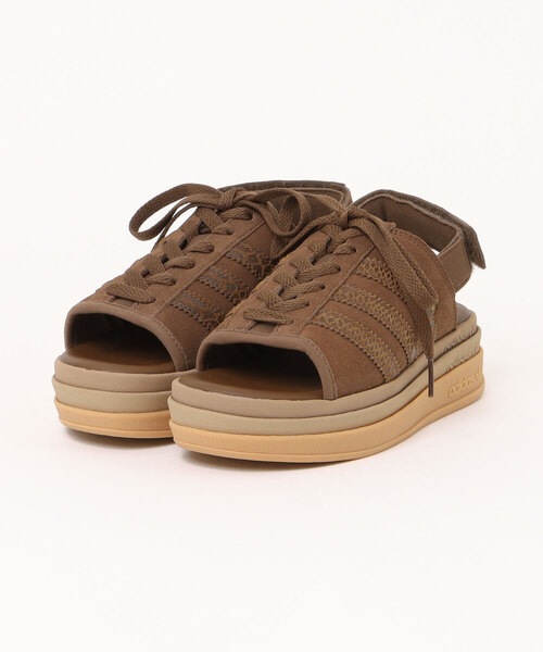 adidas(アディダス)の「ADIDAS アディダス GAZELLE BOLD SANDAL W ガゼル ボールド サンダル W IH6633 PREL/PREL/GOLD(サンダル・メンズ・ブラウン・22.5cm/23.5cm/24.5cm/25.5cm/26.5cm)」の2枚目の写真