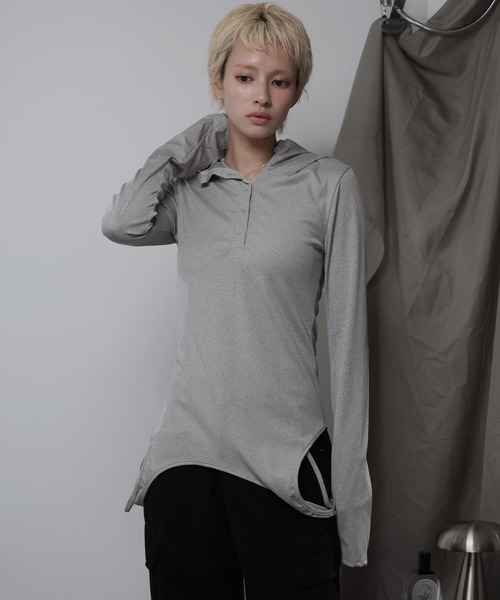 Ulysses(ユリシス)の「マルチウェイフードロングスリーブトップス(Tシャツ/カットソー・レディース・グレー/ホワイト・M/S)」の21枚目の写真