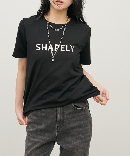 LARUTA(ラルータ)の「【LARUTA】シルケットエンボスロゴT(Tシャツ/カットソー・レディース・ブラック/ピンク/オフホワイト/モカ・FREE)」の3枚目の写真