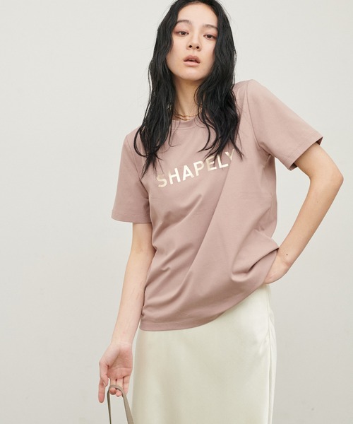 LARUTA(ラルータ)の「【LARUTA】シルケットエンボスロゴT(Tシャツ/カットソー・レディース・ブラック/ピンク/オフホワイト/モカ・FREE)」の1枚目の写真