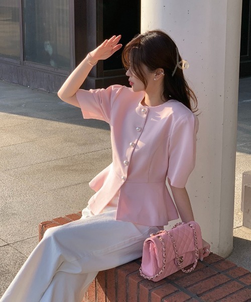 FAVORITO(ファヴォリート)の「クルーネックシングルブレストショートトップス(その他トップス・レディース・ピンク/ホワイト/ブラック・F)」の10枚目の写真