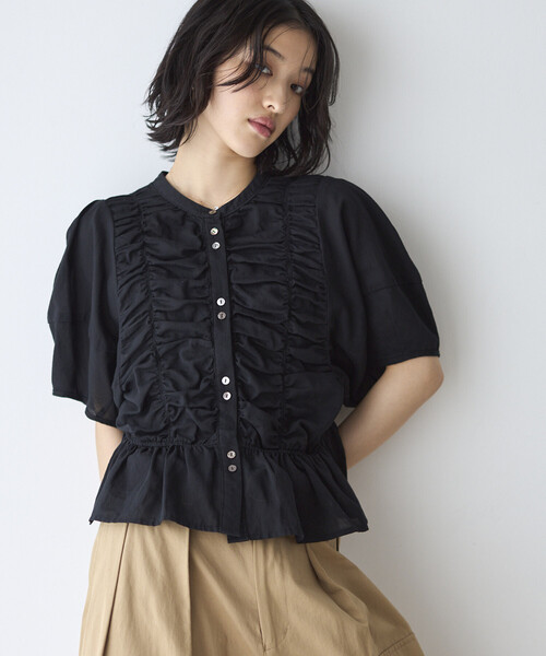 Firsthand(ファーストハンド)の「Firsthand/ファーストハンド シアー シャーリング ボリュームスリーブ ブラウス / 5分袖(シャツ/ブラウス・レディース・ホワイト/サックスブルー/ブラック・FREE)」の2枚目の写真