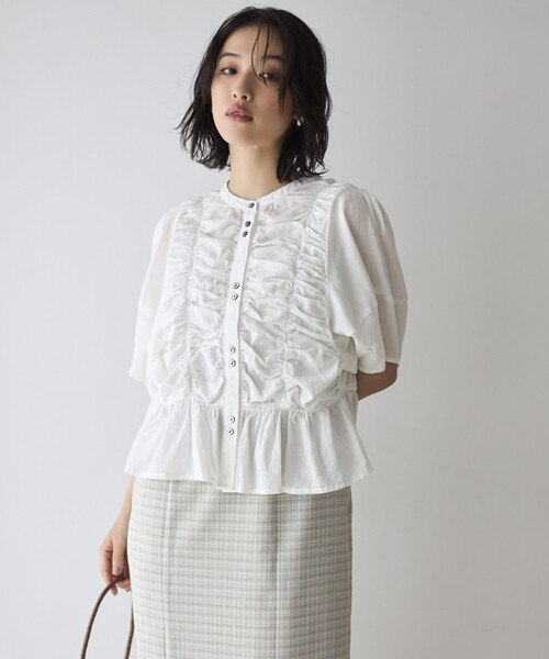 Firsthand(ファーストハンド)の「Firsthand/ファーストハンド シアー シャーリング ボリュームスリーブ ブラウス / 5分袖(シャツ/ブラウス・レディース・ホワイト/サックスブルー/ブラック・FREE)」の7枚目の写真