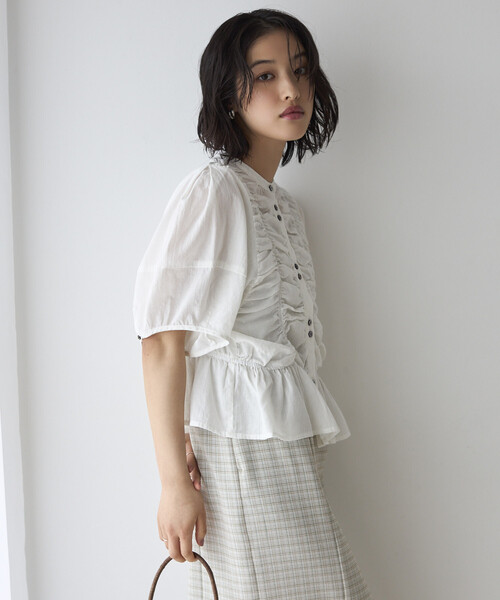 Firsthand(ファーストハンド)の「Firsthand/ファーストハンド シアー シャーリング ボリュームスリーブ ブラウス / 5分袖(シャツ/ブラウス・レディース・ホワイト/サックスブルー/ブラック・FREE)」の15枚目の写真