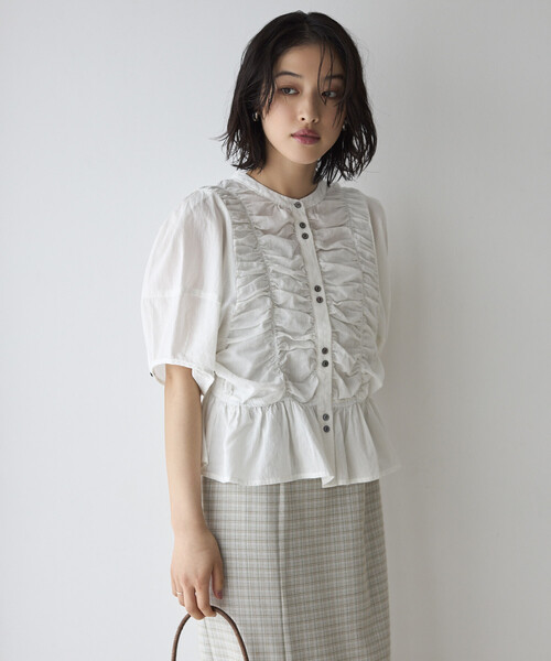 Firsthand(ファーストハンド)の「Firsthand/ファーストハンド シアー シャーリング ボリュームスリーブ ブラウス / 5分袖(シャツ/ブラウス・レディース・ホワイト/サックスブルー/ブラック・FREE)」の16枚目の写真
