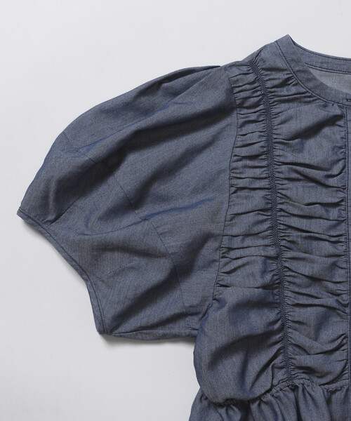 Firsthand(ファーストハンド)の「Firsthand/ファーストハンド シアー シャーリング ボリュームスリーブ ブラウス / 5分袖(シャツ/ブラウス・レディース・ホワイト/サックスブルー/ブラック・FREE)」の8枚目の写真