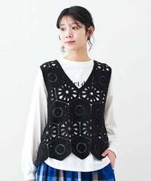 Live in comfort（リブインコンフォート）の「リブ　イン　コンフォート　華やぎも体形カバーも！重ね着に便利なニットレースベスト（ベスト）」