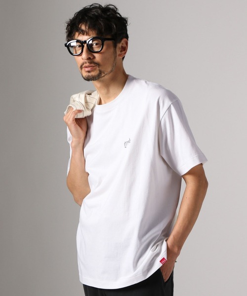 Manhattan Portage(マンハッタンポーテージ)の「【Manhattan Portage(マンハッタンポーテージ)】ワンポイントTシャツ(Tシャツ/カットソー・メンズ・ブラック/オフホワイト/グレー・LARGE/MEDIUM)」の2枚目の写真
