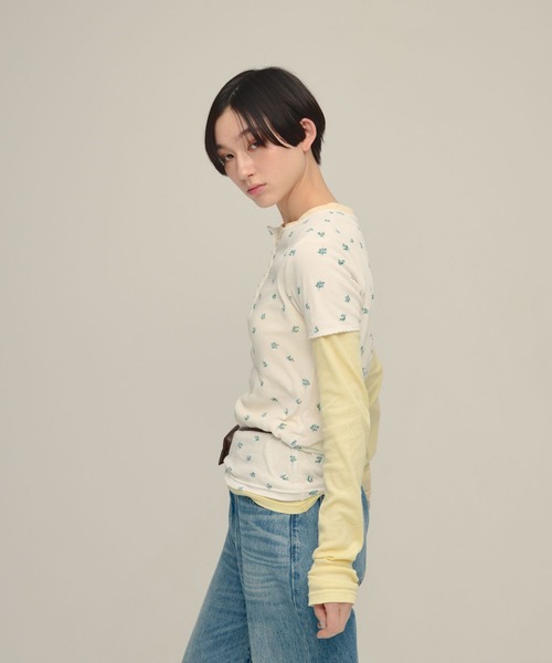 eL(エル)の「【eL】Flower Henley Neck Pullover SS /708163(Tシャツ/カットソー・レディース・ネイビー系1/ホワイト系その他・FREE)」の6枚目の写真
