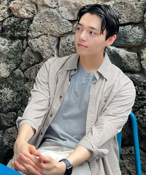 MINDBRIDGE（マインドブリッジ）の「[COUTURE]ミニチェックオーバーサイズシャツ（シャツ/ブラウス・メンズ・ダークベージュ・95/100/105/110）」の4枚目の写真