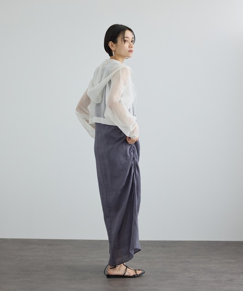 SALON adam et rope'(サロン アダム エ ロペ)の「コットンリネンメッシュフードボレロ(カーディガン/ボレロ・レディース・ブラック/オフホワイト/ベージュ・FREE)」の6枚目の写真