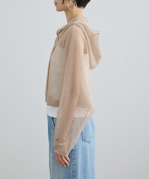 SALON adam et rope'(サロン アダム エ ロペ)の「コットンリネンメッシュフードボレロ(カーディガン/ボレロ・レディース・ブラック/オフホワイト/ベージュ・FREE)」の10枚目の写真